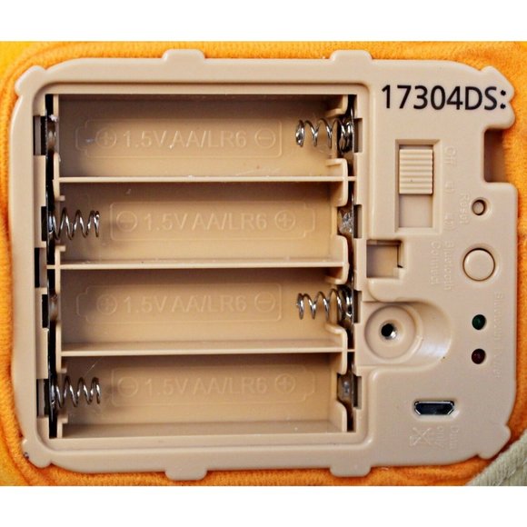 Teddy Ruxpin 2017 Talking Bear Bluetooth Plush Stuffed Animal Wicked Cool Toys - Picture 12 of 16